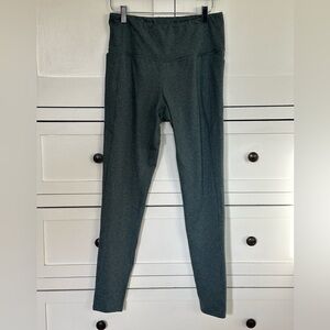 Helly Hansen green leggings with pockets